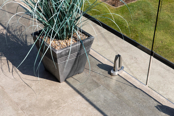 How to Lay Porcelain Paving Correctly