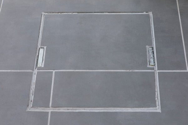 5 Colours That Work With Grey Porcelain Paving Slabs